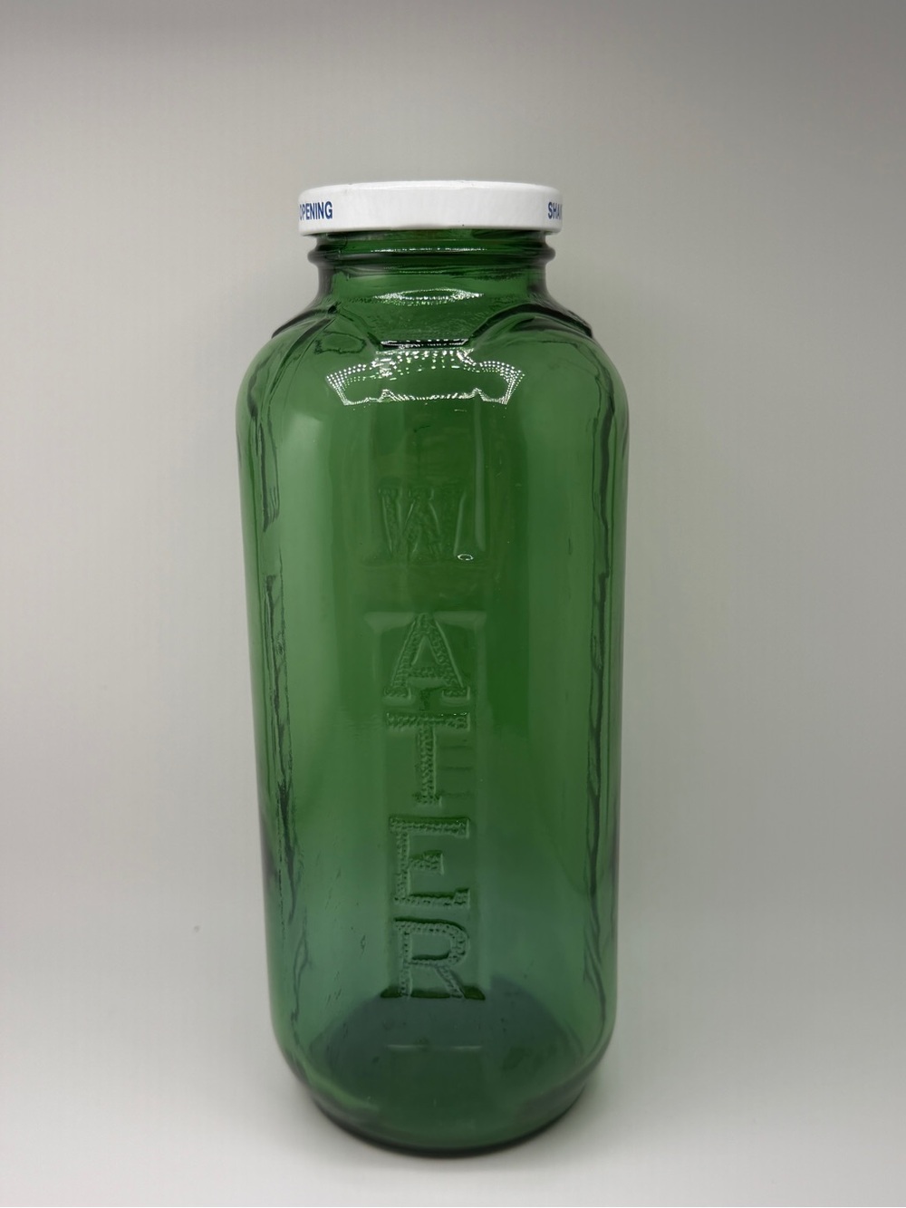 Vintage Embossed Green Glass Water/Juice Bottle Jar with Lid 40oz Rare Shape